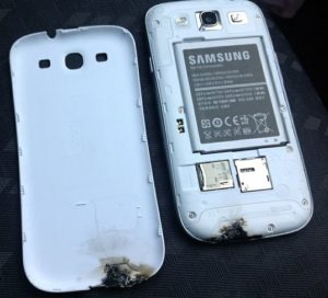 Încărcătoarele “aftermarket” pot distruge bateria